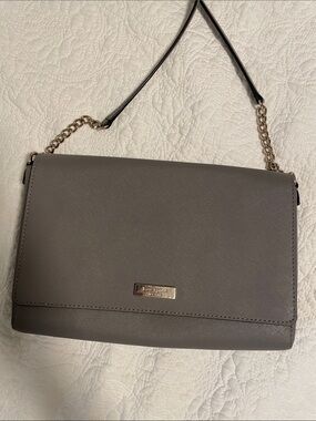 kate spade gray leather flap shoulder bag with gold chain
